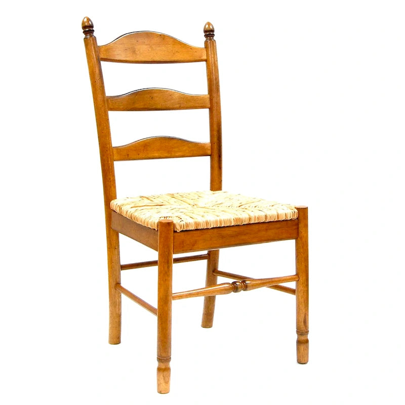 Chaise de salle à manger française rustique à dossier échelle avec assise en jonc tressé