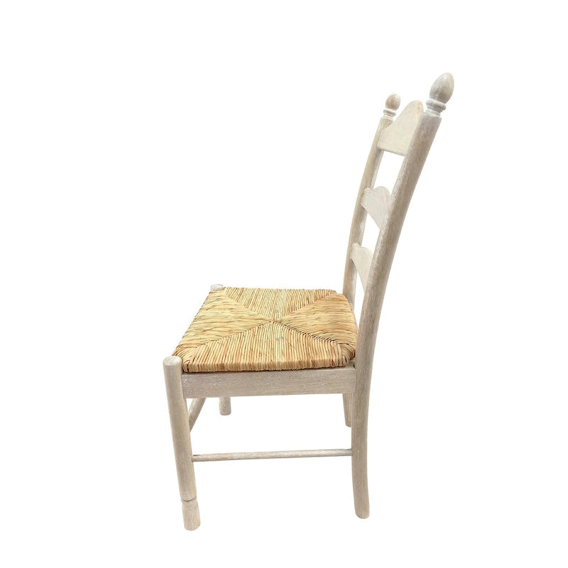 Chaise de salle à manger française rustique à dossier échelle avec assise en jonc tressé