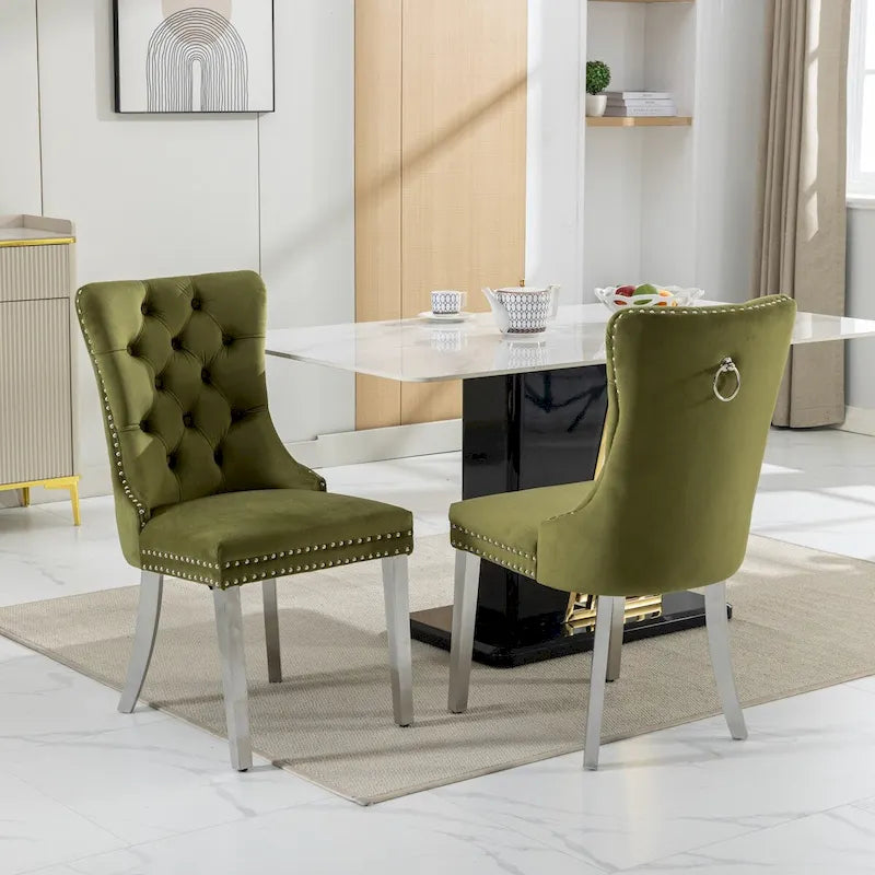 Chaise de salle à manger en velours avec garniture cloutée et pieds en acier inoxydable chromé