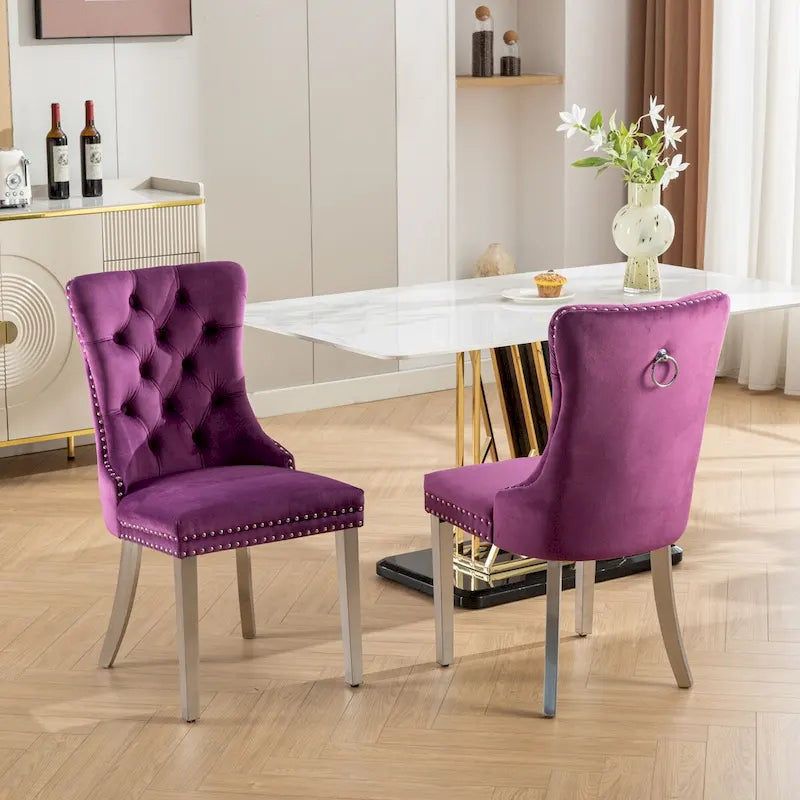 Chaise de salle à manger en velours avec garniture cloutée et pieds en acier inoxydable chromé