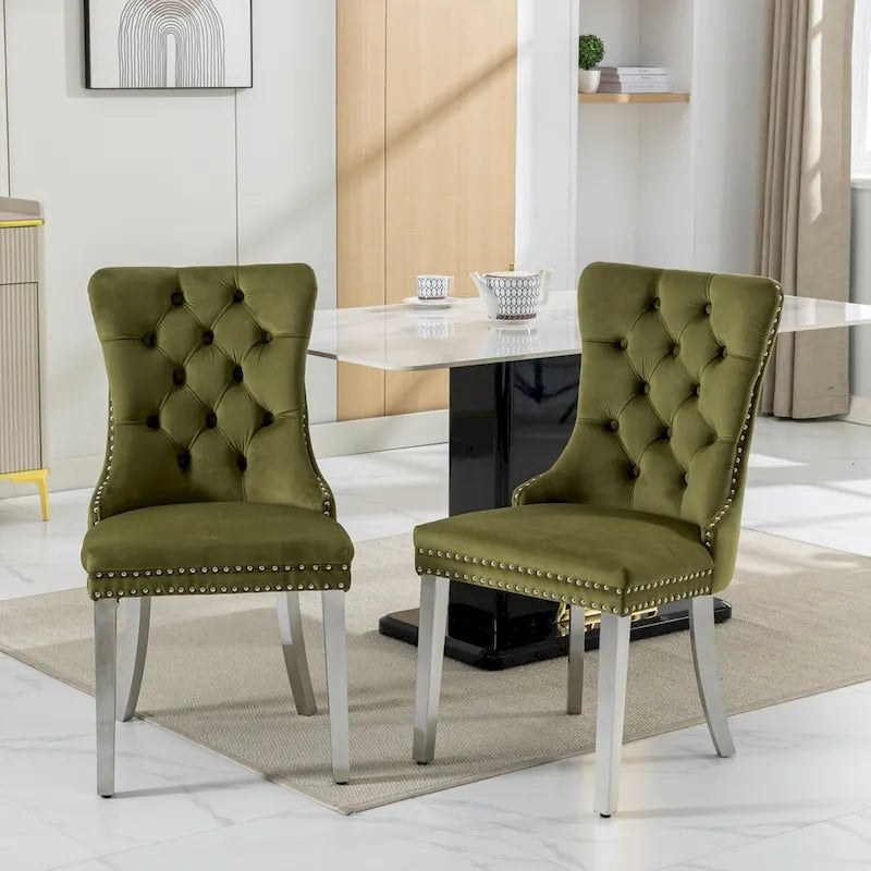 Chaise de salle à manger en velours avec garniture cloutée et pieds en acier inoxydable chromé